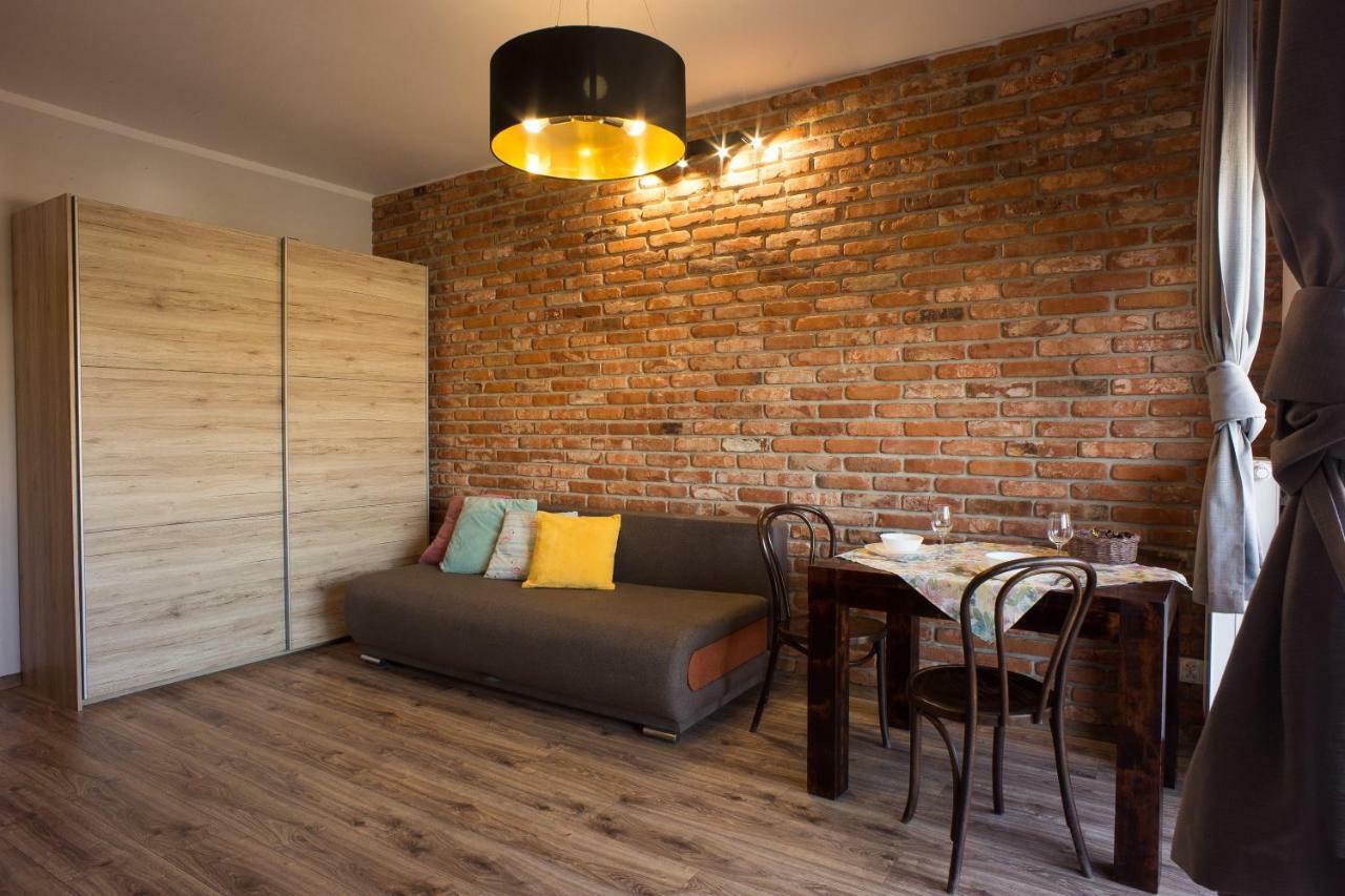 Atrium Apartment Z Garazem ทอรูน ภายนอก รูปภาพ