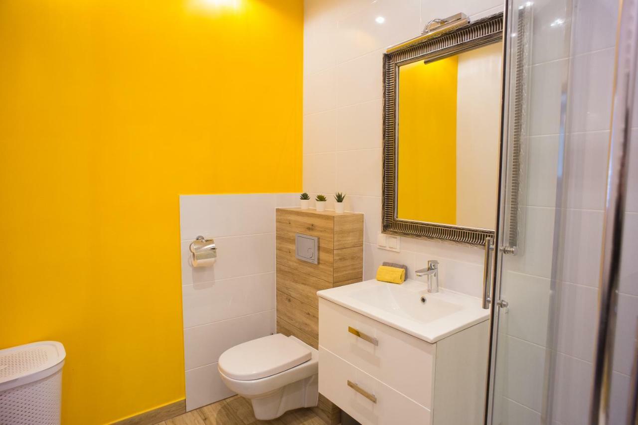Atrium Apartment Z Garazem ทอรูน ภายนอก รูปภาพ